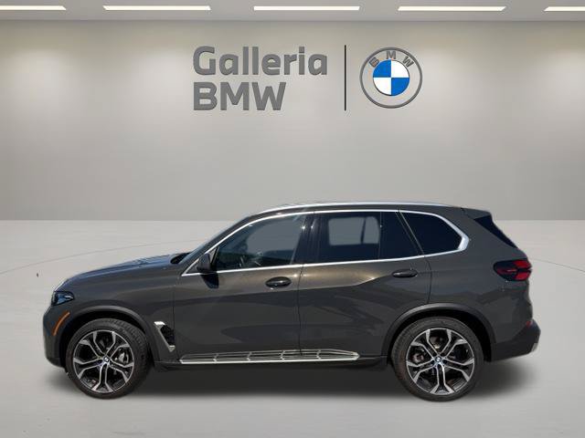 Certified 2024 BMW X5 sDrive40i w/ Premium Package RWD image 9