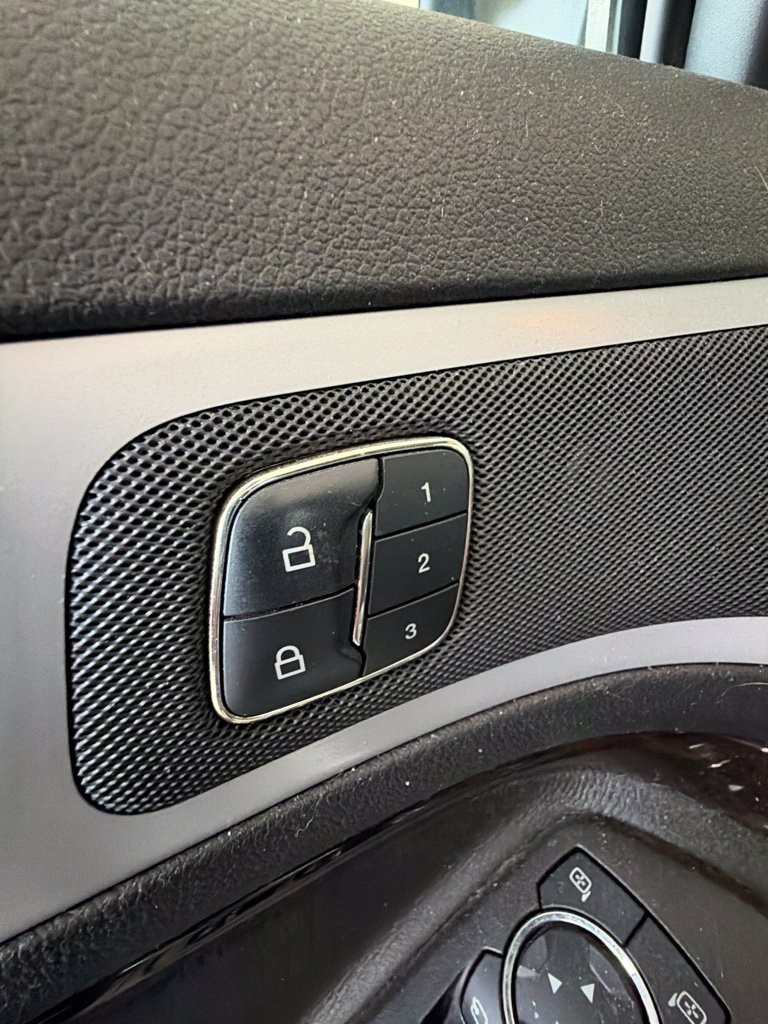 Used 2012 Ford Explorer Limited FWD image 5