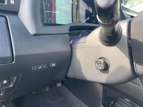 Used 2013 Lexus RX 350 AWD w/ Premium Pkg image 25