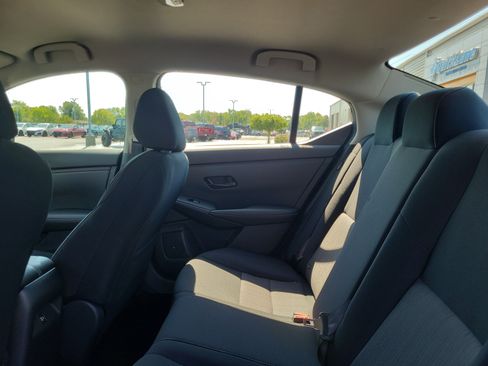 Used 2024 Nissan Sentra SV w/ All-Weather Package FWD image 11