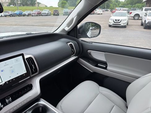 New 2026 Ford Expedition Max Active RWD image 22