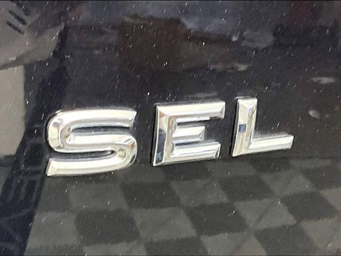 Used 2019 Volkswagen Atlas SEL Premium image 10