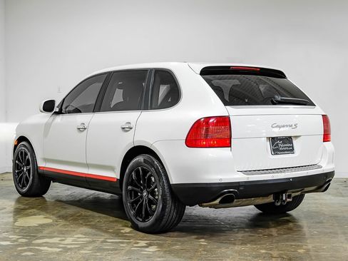 Used 2004 Porsche Cayenne S AWD/4WD image 10