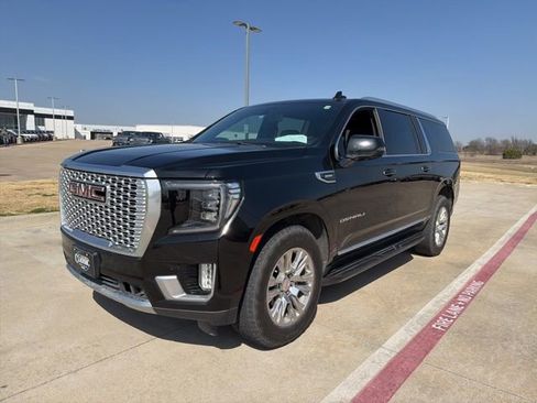 Used 2021 GMC Yukon XL Denali image 6