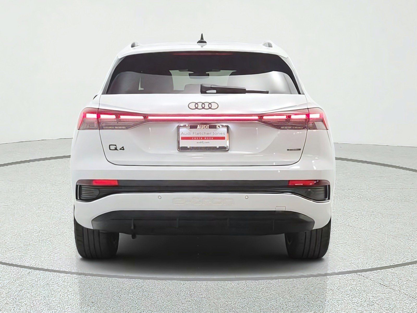 Used 2023 Audi Q4 e-tron Premium Plus w/ Premium Plus AWD/4WD image 7