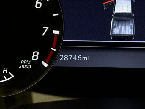 Used 2022 Nissan Frontier SV image 9