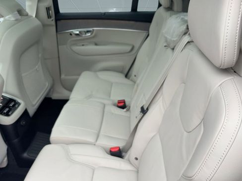New 2026 Volvo XC90 T8 Ultra w/ Protection Package Premier AWD/4WD image 22