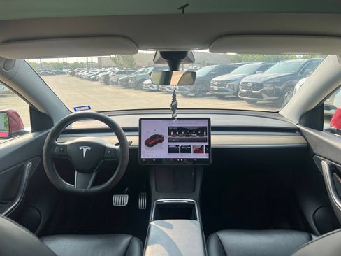 Used 2022 Tesla Model Y Performance AWD/4WD image 21