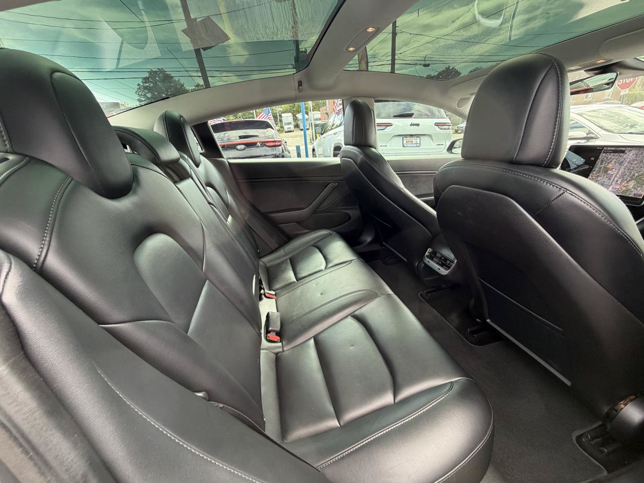 Used 2018 Tesla Model 3 Long Range AWD/4WD image 22