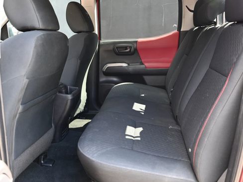 Used 2022 Toyota Tacoma SR5 image 15