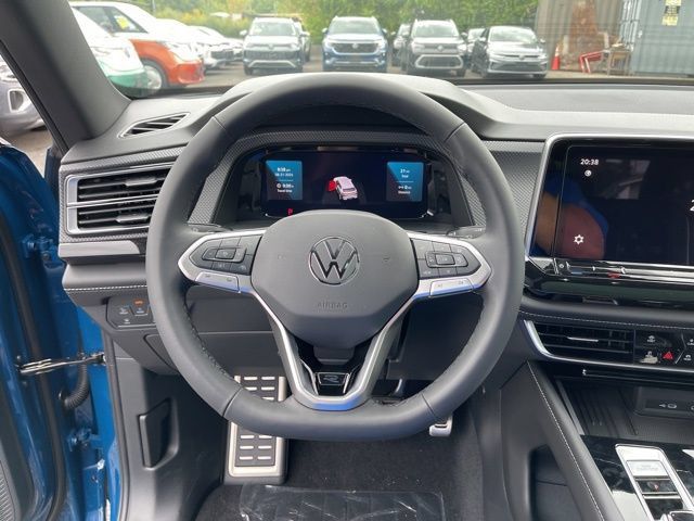 New 2025 Volkswagen Atlas Cross Sport SEL Premium R-Line AWD/4WD image 15