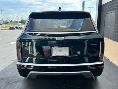 New 2026 Cadillac Vistiq Luxury