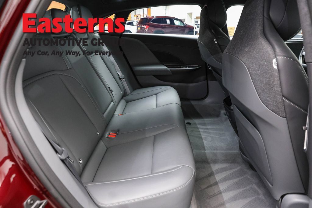 Used 2024 Lucid Air Pure RWD image 24