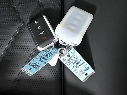 New 2025 Maserati Grecale GT image 27