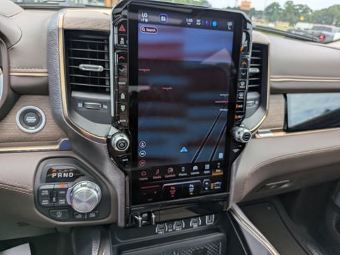 New 2025 RAM 1500 Limited image 19