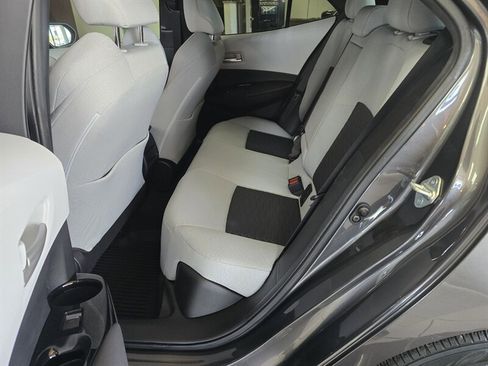 Used 2021 Toyota Corolla SE image 11