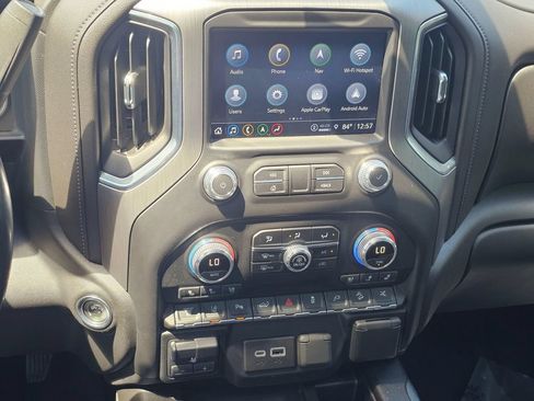 Used 2022 GMC Sierra 2500 Denali w/ Denali Ultimate Package AWD/4WD image 29