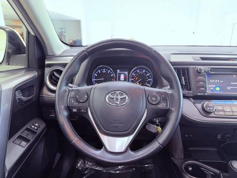 Used 2016 Toyota RAV4 XLE image 23