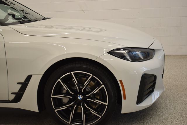 New 2026 BMW i4 xDrive40i w/ M Sport Package AWD/4WD image 13