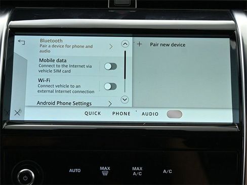 Used 2021 Land Rover Discovery Sport SE image 31