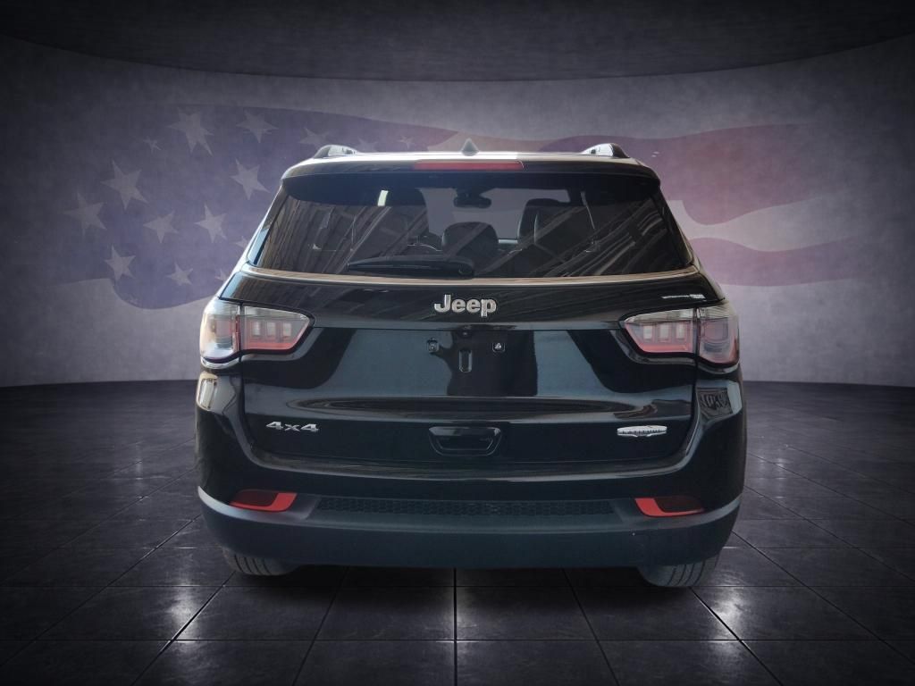 Used 2024 Jeep Compass Latitude AWD/4WD image 4