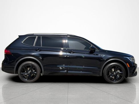 Used 2023 Volkswagen Tiguan SE R-Line FWD image 6