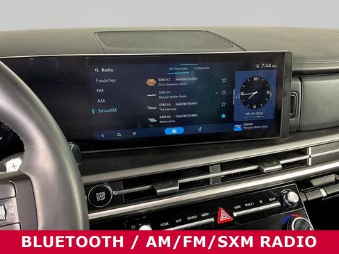 Used 2025 Hyundai Santa Fe SEL AWD/4WD image 9