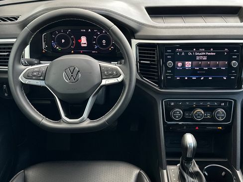 Used 2023 Volkswagen Atlas Cross Sport SE w/ Panoramic Sunroof Package AWD/4WD image 14