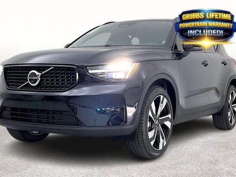 New 2026 Volvo XC40 B5 Ultra w/ Climate Package AWD/4WD image 2