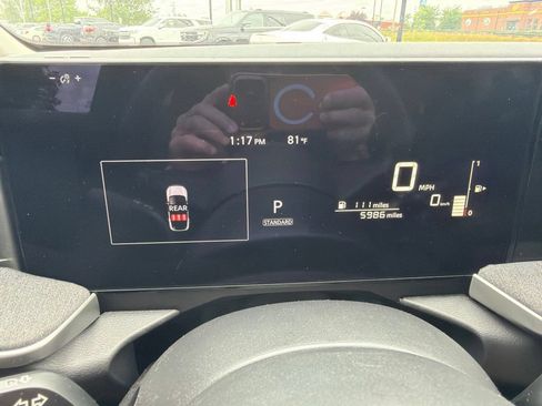 Used 2025 Nissan Kicks SV w/ SV Premium Package AWD/4WD image 9