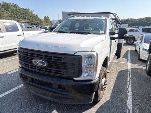 Used 2024 Ford F350 XL AWD/4WD image 5
