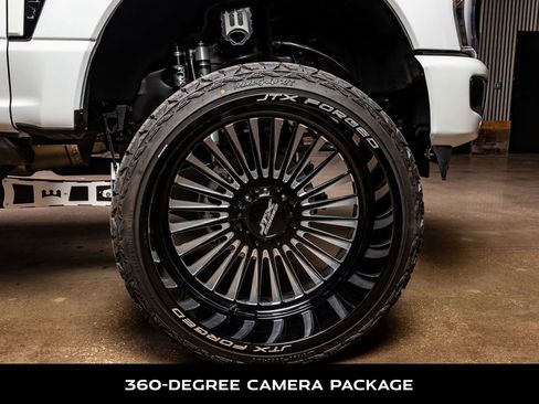 Used 2024 Ford F250 King Ranch w/ Chrome Package image 11