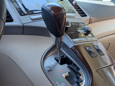 Used 2010 Toyota Venza AWD image 14