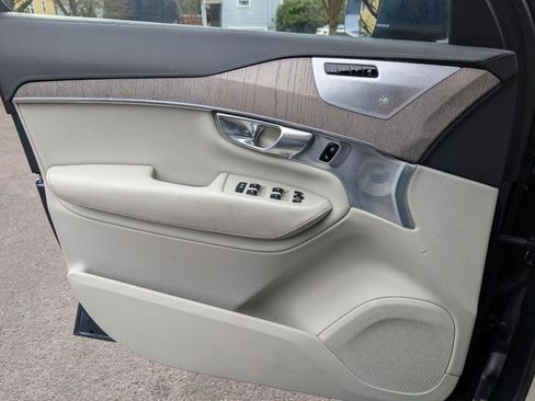 Used 2024 Volvo XC90 T8 Ultimate w/ Protection Package Premier image 28