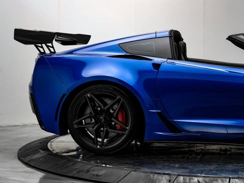 Used 2019 Chevrolet Corvette ZR1 image 23