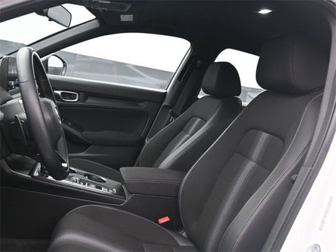 Used 2023 Honda Civic Sport image 15
