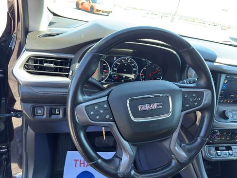 Used 2021 GMC Acadia AT4 w/ GMC Pro Grade Package AWD/4WD image 14