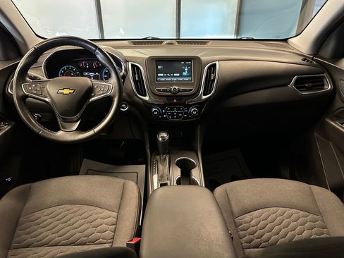 Used 2018 Chevrolet Equinox LT AWD/4WD image 9