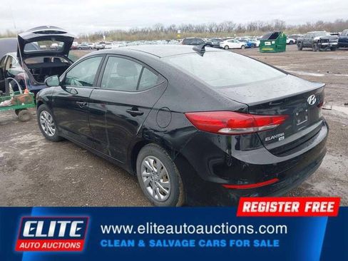 Used 2017 Hyundai Elantra SE w/ Cargo Package image 5
