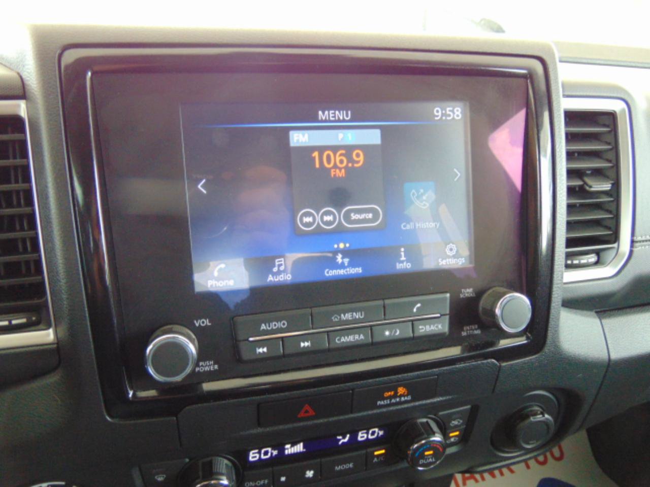 Used 2022 Nissan Frontier SV AWD/4WD image 32