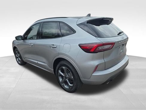 Certified 2024 Ford Escape ST-Line w/ Tech Pack #1 AWD/4WD image 9