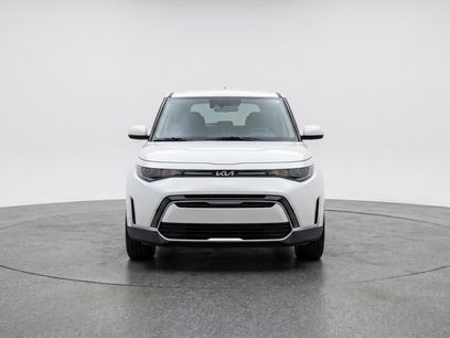 Used 2025 Kia Soul LX w/ LX Technology Package
