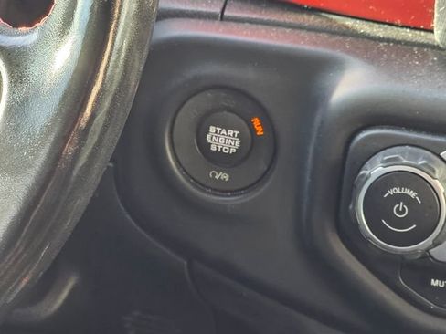 Used 2020 Jeep Wrangler Unlimited Rubicon w/ Advanced Safety Group AWD/4WD image 29