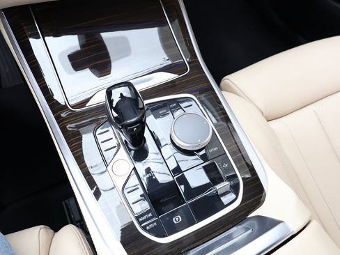 Used 2021 BMW X5 sDrive40i w/ Premium Package image 52