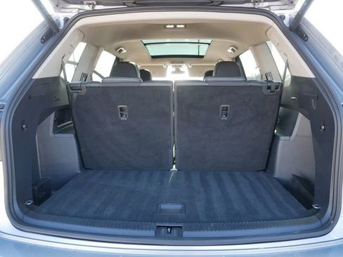 Certified 2025 Volkswagen Atlas SEL Premium R-Line image 18