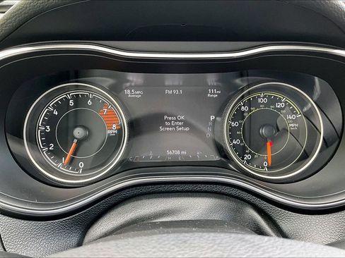 Used 2019 Jeep Cherokee Trailhawk w/ Cold Weather Group image 26