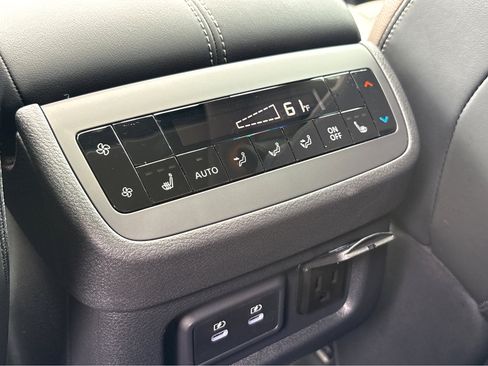 New 2026 Nissan Pathfinder Platinum w/ Cargo Package image 23