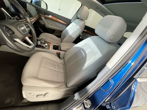 Used 2021 Audi Q5 2.0T Premium w/ Convenience Package AWD/4WD image 11