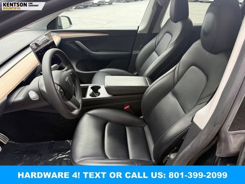 Used 2023 Tesla Model Y Performance AWD/4WD image 28