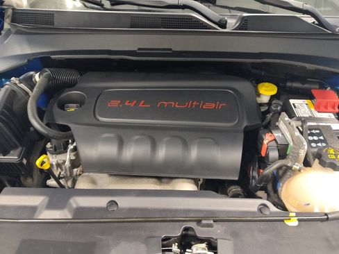Used 2022 Jeep Compass Latitude AWD/4WD image 30